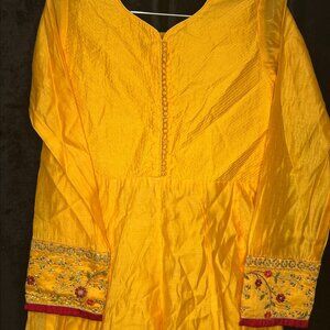 Vibali Yellow Embroidered Anarkali Dress with Gold & Red Floral Details –Size 32